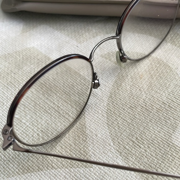 Giorgio Armani Frame. - Picture 4 of 6